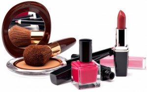 Pastikan Merek Make Up Tersebut Legal Dan Terdaftar Di BPOM