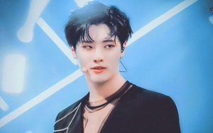 Cho Seungyoun X1 Minta Maaf Usai Foto Selfie, Penggemar Gemas