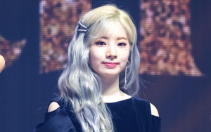 Busana Transparan Ala Putri Duyung Dahyun Twice di 'M! Countdown' Tuai Cibiran