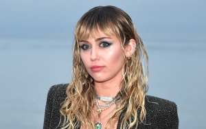 Miley Cyrus Diduga Alami Anorexia Gara-Gara Kelihatan Super Kurus di Foto-Foto Berikut Ini