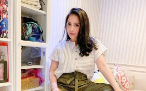  Nagita Slavina Terlalu Sering Pakai Barang Mewah, Harga Sandal Karet Segini Dibilang Murah