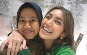Jessica Iskandar Umrahkan Asisten Pribadi, Titip Doa Mengharukan Ini