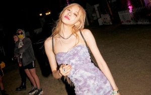 Rose BLACKPINK Kencan Malam-Malam Bareng Teman Tak Terduga di Paris