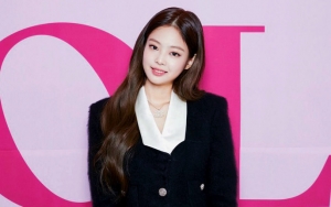 Gaya Jennie BLACKPINK dan Model Asli Chanel Diadu, Siapa Lebih Keren?