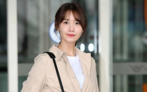 BIFF 2019: Yoona SNSD Cantik Bersinar Umbar Belahan Dada di Red Carpet 