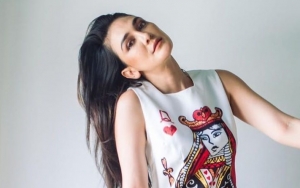 Luna Maya 'Dingin' Usai Direstui Ibunda Faisal Nasimuddin Gara-Gara Didekati Pria Jepang?