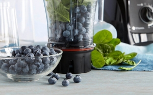 Wajah Bakal Jadi Lebih Cerah Dengan Kombinasi Jus Blueberi, Bayam, dan Air Kelapa