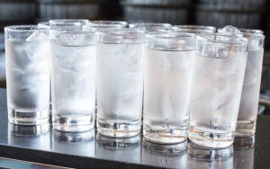 Minum Air Dingin Bisa Bikin Menstruasi Mampet