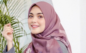 Vebby Palwinta Tampil Cantik Jadi 'Pengantin' Minang, Calon Suami Komentar Begini