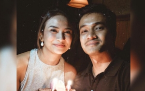 Vanessa Angel Asyik Tidur di Paha 'Mantan Pacar', Celana Dalam Tersingkap Bikin Salfok