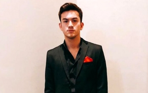 Rizky Nazar Panen Komentar Halu Usai Telaten Mandikan Keponakan 