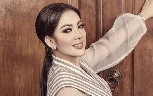 Syahrini Lama Kunci Kolom Komentar 'Takut' Dibully Malah Kepergok Nimbrung di Akun Adik