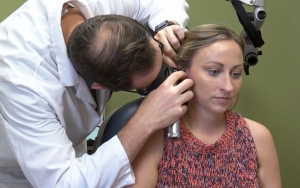 Dampak Paling Buruk Penggunaan Headset Berlebihan Adalah Kerusakan Permanen Telinga