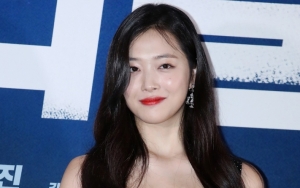 Pemakaman Sulli Dihadiri Keluarga dan Teman-Teman, Netizen Ikut Ucap Selamat Tinggal 