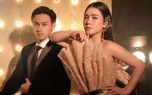  Tak Kuat Tahan Gemas, Caesar Hito 'Ganas' Mainan dan Ciumi Pipi Felicya Angelista