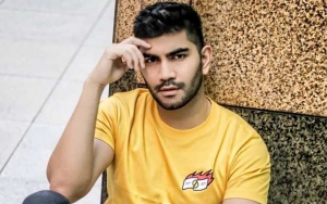 Gandhi Fernando Ngamuk Usai Mobilnya Ditabrak Motor, Gaya 'Kemayu' Jadi Sorotan