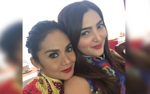 Krisdayanti Pamer Foto Bareng Ashanty Singgung Soal Mengasuh Anak, Keakraban Ini Tuai Pujian