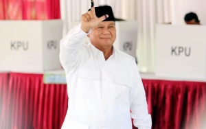 Kabinet Jokowi-Ma'ruf Foto Bareng Pasangan, Prabowo 'Jomblo' Jadi Sorotan