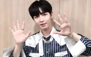 Desain Light Stick Kim Jaehwan yang Super Unik Jadi Perbincangan dan Dipuji Habis-Habisan