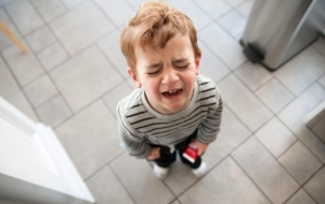 Jangan Untuk Mencari Tahu Penyebab Tantrum Pada Anak