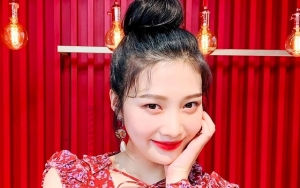 Gaya Seksi Joy Red Velvet di Postingan Terbaru Bikin Terpukau