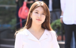 Suzy Tampil Beda di Event Terbaru dengan Rambut Agak Berantakan, Tetap Cantik?