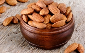 Almond Merupakan Salah Satu Jenis Kacang Yang Super Sehat