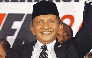 Amien Rais Masih Tahan Diri Kritik Jokowi dan Ungkap Alasan Mengapa Prabowo Mau Jadi Menhan