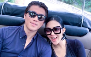  Syahrini Tertawakan Muka 'Kecut' Reino Kalah Game, Tas Mungil Seharga DP Rumah Bikin Syok