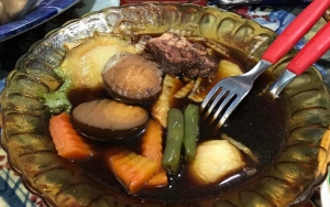 Nikmati Versi Lain Dari Salad Di Warung Selat Solo Mbak Lies