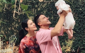 Posting Foto Anak Raisa, Wajah Ganteng Hamish Daud Malah Bikin Salfok