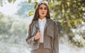  Luna Maya Dandan Cantik 'Nggak Jelas' Gara-gara Mau Ketemu Ryochin Si Pria Idaman?