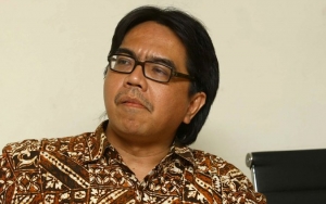 Polisi Selidiki Laporan Terhadap Ade Armando Soal Meme Joker Anies Baswedan