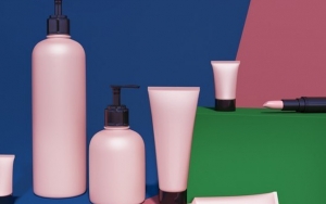 Perhatikan Kemasan Produk Kosmetik yang Kamu Beli untuk Memastikan Keamanannya