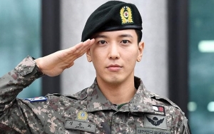 Jung Yong Hwa CN Blue Selesai Wamil dan Disambut Ribuan Fans, Intip Foto Gantengnya Berikut Ini