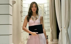 Nia Ramadhani Tetap Dipuji Cantik Meski Salah Kostum Saat CFD Bareng Anak