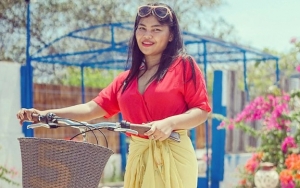 Nikmati Proses, Rosa Meldianti Pilih Berhemat Naik Taksi Online Demi Bisa Kredit Mobil