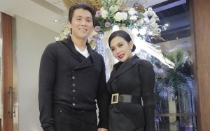 Reino Gercep Rangkul Mesra Syahrini Usai Insiden 'Like' Luna Maya Justru Bongkar Taaruf Gadungan?