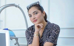 Ashanty Nyanyikan 'Sang Penggoda' Untuk Luna Maya, Sindir Syahrini?