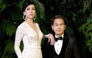 Intip Penampilan Delon Thamrin dan Sang Istri Saat Gelar Acara Pernikahan Dengan Adat Tionghoa