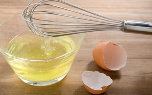 Manfaatkan Putih Telur untuk Mengembalikan Kekencangan Kulit Wajah