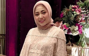 Wajah Masih Disembunyikan, Putri Rachel Vennya Sukses Bikin Kagum Cuma Karena Kuku Cantiknya