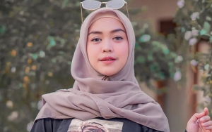 Ria Ricis Disebut Makin Sombong Saat Pamer Pakai Hp IPhone Series Terbaru