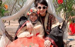 Rio Senyum 'Kepaksa' Bahas Cinta Suci dengan Kekeyi, Camer Cantik Buang Muka Tak Setuju?