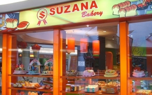 Suzana Bakery, Toko Kue Legendaris di Surabaya dengan Menu yang Cukup Lengkap