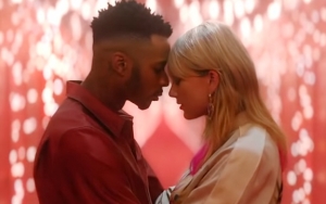 Taylor Swift Rilis 'Lover' Versi Dance Remix, Fans Protes Gara-Gara Ini