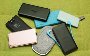 Sering Mengisi Baterai Ponsel dengan Power Bank? Hentikan Sekarang Juga, Kurang Aman!