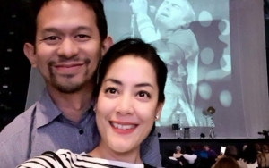 Lulu Tobing Mesra Bareng Suami Sampai Digendong, Sempat Dikira Anak ABG
