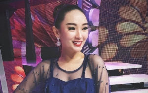Cara Elegan Zaskia Gotik Tolak Pria Nakal yang Sering 'Tawar' Dirinya Usai Manggung