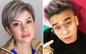 Nikita Mirzani dan Billy Syahputra Naik Atap Mobil Sambil Bagi-Bagi Duit Tuai Pro-Kontra